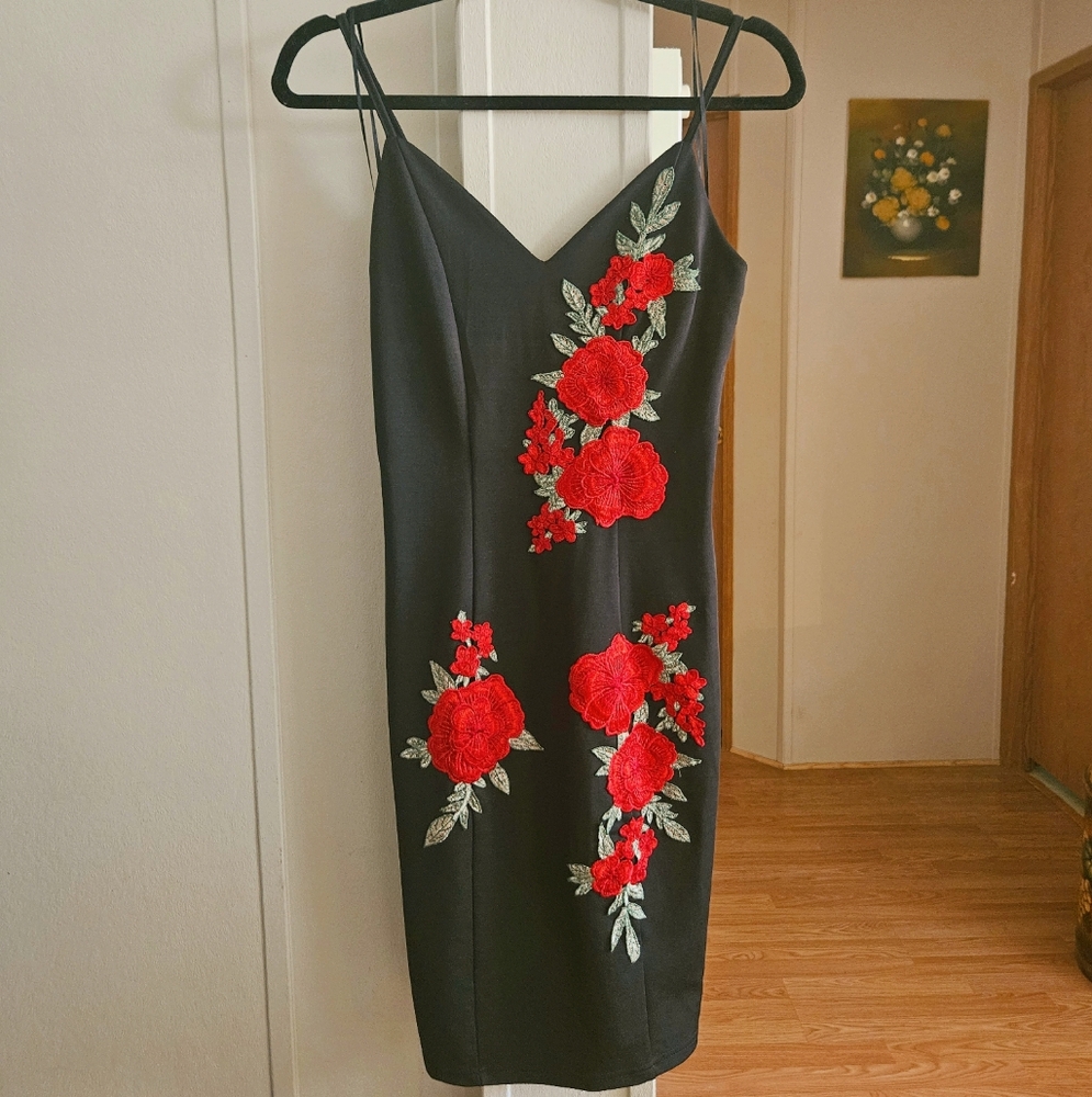 Charlotte Russe Embroidered Rose Bodycon Dress